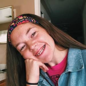 Meet your Posher, Abigail